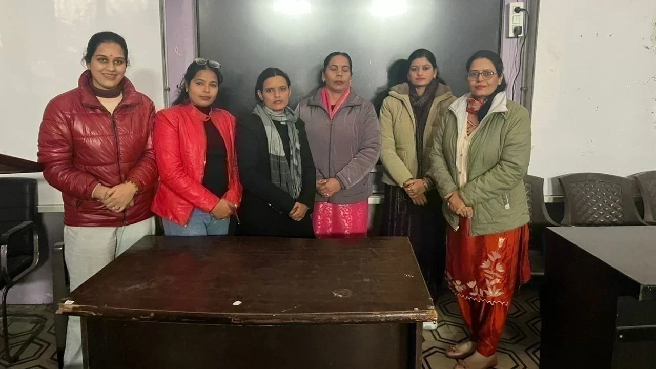 ‘ਬੇਟੀ ਬਚਾਓ ਬੇਟੀ ਪੜ੍ਹਾਓ’ ਸਕੀਮ ਤਹਿਤ ਆਂਗਣਵਾੜੀ ਵਰਕਰਾਂ ਲਈ ਜਾਗਰੂਕਤਾ ਕੈਂਪ