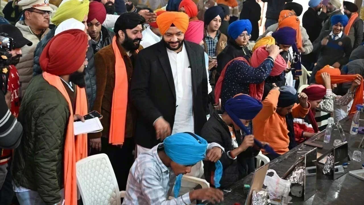 ਦਿਨੇਸ਼ ਬੱਸੀ ਵੱਲੋਂ ‘ਦਸਤਾਰ ਦੀ ਸ਼ਾਨ’ ਸਮਾਗਮ ਦਾ ਆਯੋਜਨ, 100 ਤੋਂ ਵੱਧ ਬੱਚਿਆਂ ਨੇ ਦਸਤਾਰ ਮੁਕਾਬਲਿਆਂ ਵਿੱਚ ਲਿਆ ਹਿੱਸਾ