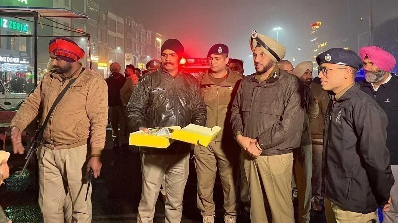 ਨਵੇਂ ਸਾਲ ਮੌਕੇ ਅੰਮ੍ਰਿਤਸਰ ‘ਚ ਸੁਰੱਖਿਆ ਦੇ ਸਖ਼ਤ ਇੰਤਜ਼ਾਮ, ਕਮਿਸ਼ਨਰੇਟ ਪੁਲਿਸ ਅਲਰਟ