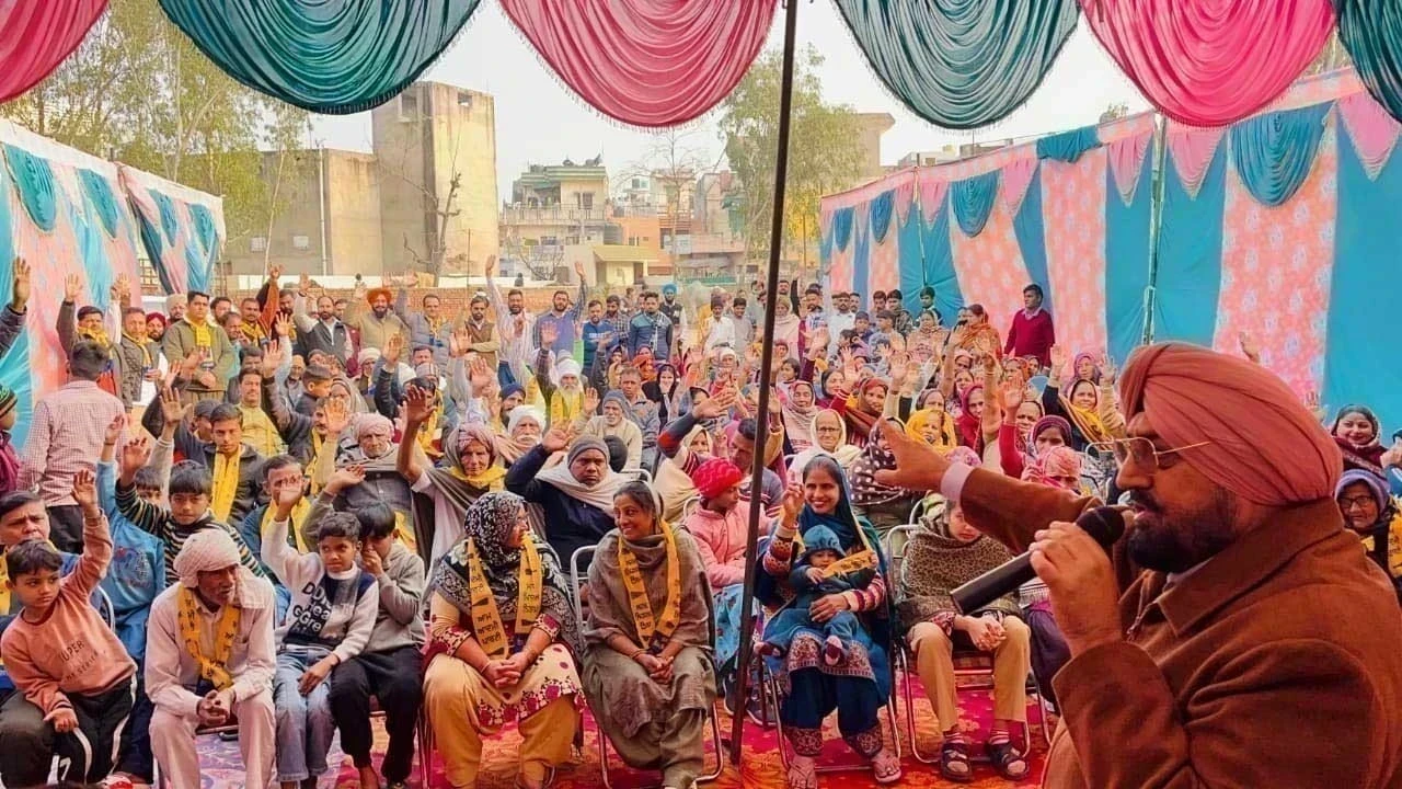 ਲਾਲੜੂ ਦੀ ਸਿਆਸਤ ਵਿੱਚ ਵੱਡੀ ਹਲਚਲ, ਸੈਂਕੜੇ ਲੋਕਾਂ ਨੇ ਛੱਡੀਆਂ ਰਿਵਾਇਤੀ ਪਾਰਟੀਆਂ, ‘ਆਪ’ ਪਰਿਵਾਰ ਵਿੱਚ ਹੋਇਆ ਵੱਡਾ ਵਾਧਾ