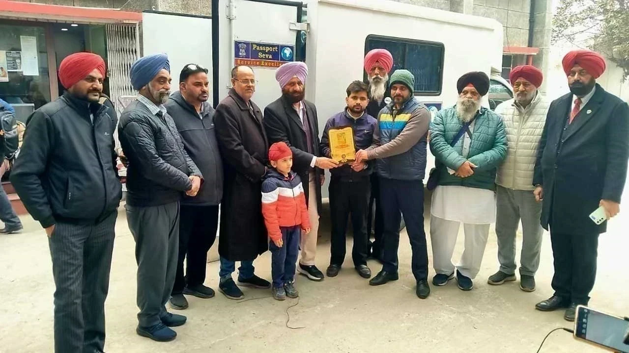 Passport Mobile Van Service Launched: ਫਰੀਦਕੋਟ ਵਿੱਚ ਪਾਸਪੋਰਟ ਬਣਵਾਉਣ ਲਈ ਮੋਬਾਇਲ ਵੈਨ ਸੇਵਾ ਦੀ ਸ਼ੁਰੂਆਤ