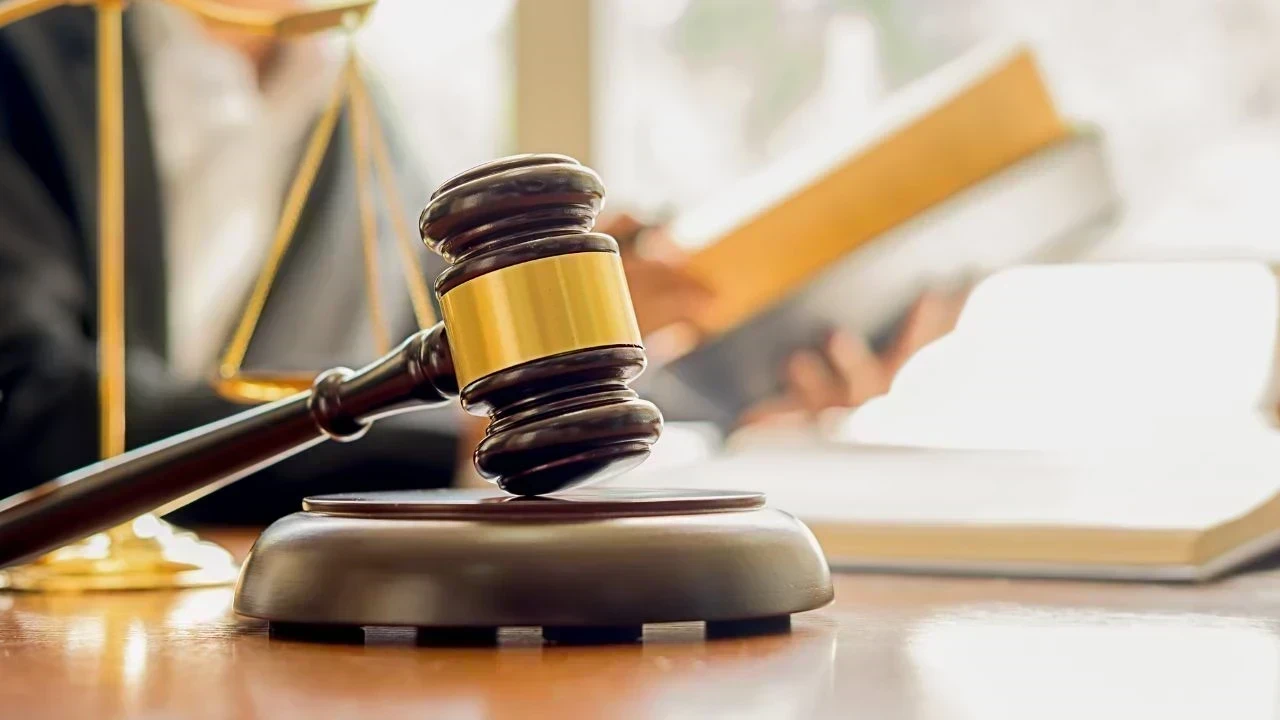 Illegal Mining Punjab: ਸਰਕਾਰੀ ਅਧਿਕਾਰੀਆਂ ਦੀ ਮਿਲੀਭੁਗਤ ਨਾਲ ਭਾਰਤ-ਪਾਕ ਸਰਹੱਦ 'ਤੇ ਗੈਰ-ਕਾਨੂੰਨੀ ਮਾਈਨਿੰਗ, ਹਾਈ ਕੋਰਟ ਨੇ ਨੋਟਿਸ ਜਾਰੀ ਕੀਤਾ