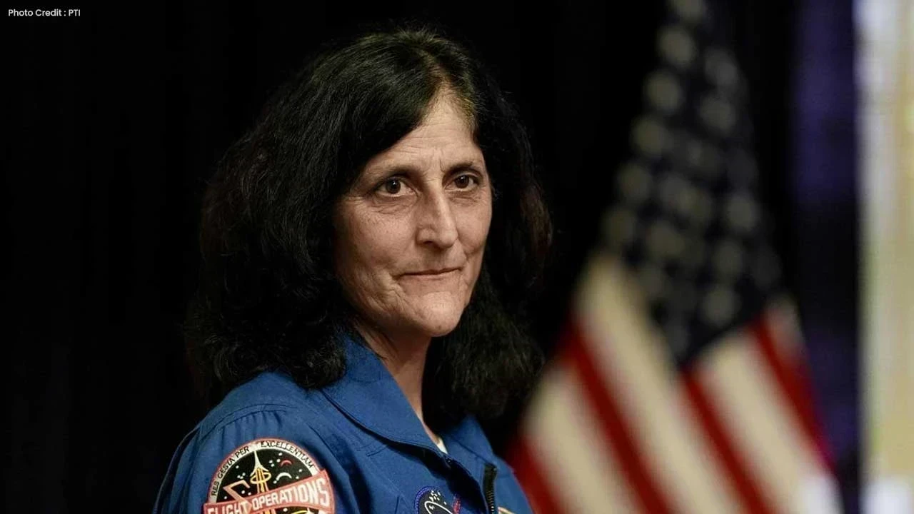 Sunita Williams Retires: ਭਾਰਤੀ ਮੂਲ ਦੀ ਪੁਲਾੜ ਯਾਤਰੀ ਸੁਨੀਤਾ ਵਿਲੀਅਮਜ਼ ਨੇ 27 ਸਾਲਾਂ ਦਾ ਸਪੇਸ ਕਰੀਅਰ ਪੂਰਾ ਕੀਤਾ