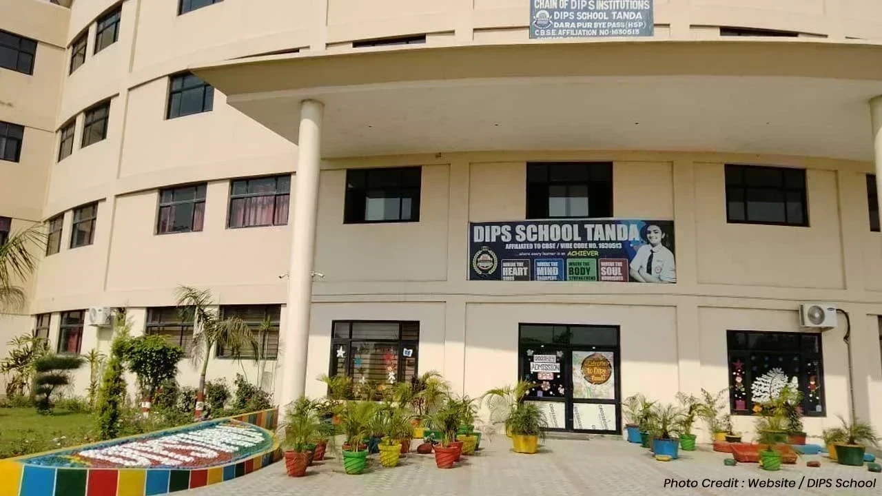 DIPS School Tanda Threat: ਗਣਤੰਤਰ ਦਿਵਸ ਤੋਂ ਪਹਿਲਾਂ ਵੱਡੀ ਸਾਜ਼ਿਸ਼, ਬੰਬ ਧਮਕੀ ਭਰੀ ਈਮੇਲ ਨਾਲ ਸੁਰੱਖਿਆ ਏਜੰਸੀਆਂ ਅਲਰਟ