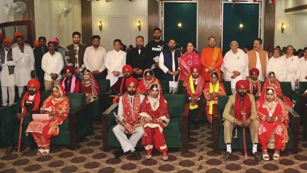 ਫਰੀਦਕੋਟ ਨੇ ਲਿਖਿਆ ਇਨਸਾਨੀਅਤ ਦਾ ਇਤਿਹਾਸ, 11 ਗਰੀਬ ਜੋੜਿਆਂ ਦੇ ਸਮੂਹਿਕ ਵਿਆਹ
