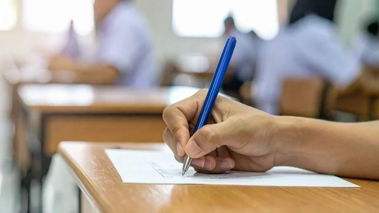 ਪੰਜਾਬੀ ਸੰਸਕਰਨ 'ਚ ਸਾਇੰਸ ਦੇ ਤਿੰਨ ਪ੍ਰਸ਼ਨ ਛੁੱਟਣ ਕਾਰਨ ਵਿਦਿਆਰਥੀ ਪਰੇਸ਼ਾਨ