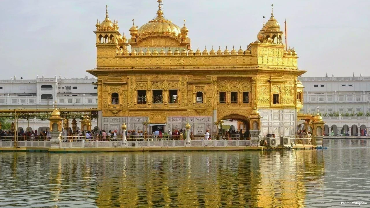 328 ਪਾਵਨ ਸਰੂਪ ਮਾਮਲਾ : ਨਵੀਂ SIT ਦਾ ਗਠਨ,   ਸੀਪੀ ਅੰਮ੍ਰਿਤਸਰ ਕਰਨਗੇ ਜਾਂਚ ਦੀ ਨਿਗਰਾਨੀ
