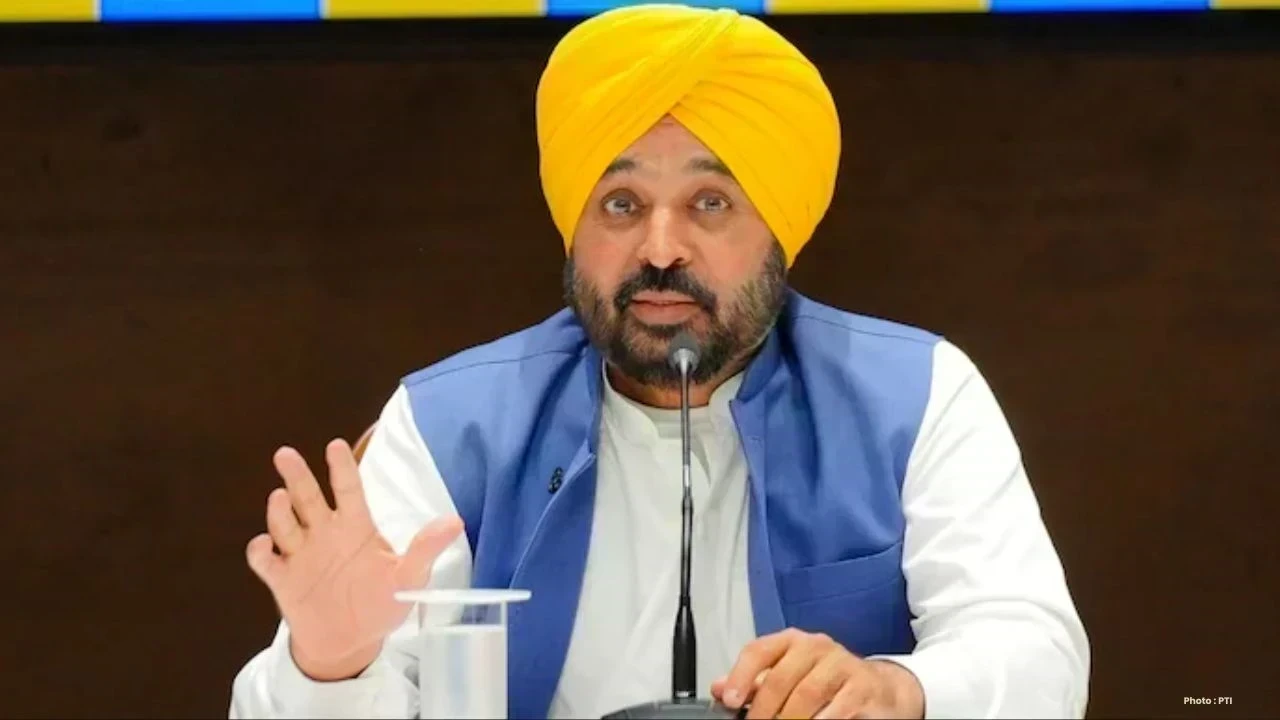 ਅਰਵਿੰਦ ਕੇਜਰੀਵਾਲ ਦੇ ਬਰੀ ਹੋਣ ‘ਤੇ CM ਮਾਨ ਨੇ ਜ਼ਾਹਿਰ ਕੀਤੀ ਖੁਸ਼ੀ, ਕਿਹਾ –  ਅੱਜ ਸੱਚ ਦਾ ਸੂਰਜ ਨਿਕਲਿਆ
