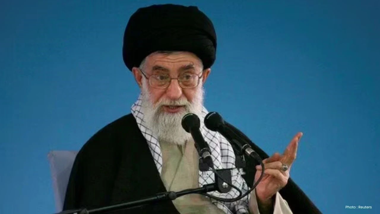 Khamenei Death: ਖ਼ਮੇਨੀ ਦੀ ਮੌਤ ਤੋਂ ਬਾਅਦ ਦੁਨੀਆ ਭਰ ਵਿੱਚ ਤਿੱਖੀਆਂ ਪ੍ਰਤੀਕਿਰਿਆਵਾਂ, ਜੰਗ ਦੇ ਖਤਰੇ ਵਧੇ