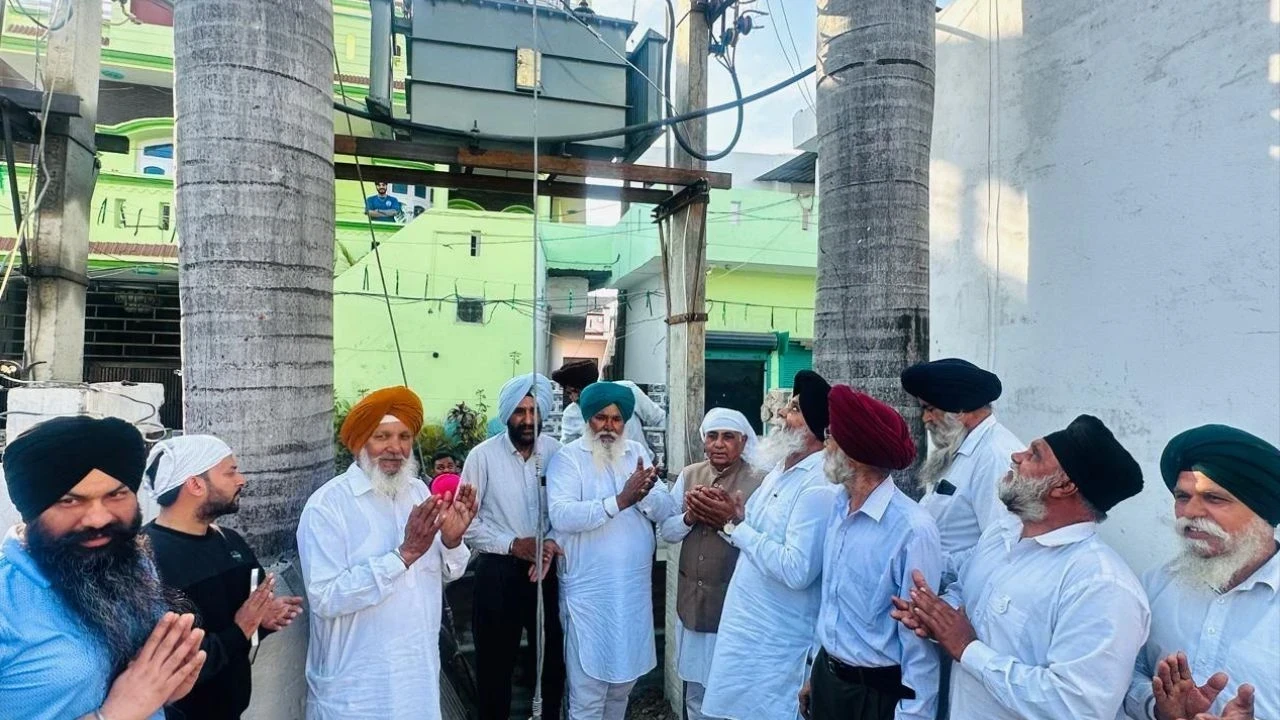 ਰਮਨ ਬਹਿਲ ਵੱਲੋਂ ਭੁੱਲੇਚੱਕ ‘ਚ 6 ਲੱਖ ਦੇ ਦੋ ਟਰਾਂਸਫਾਰਮਰਾਂ ਦਾ ਕੀਤਾ ਉਦਘਾਟਨ