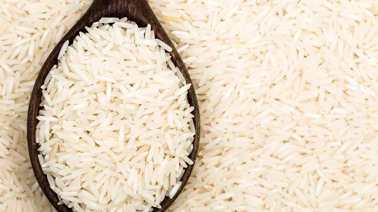 Iran-Israel ਜੰਗ ਵਿਚਾਲੇ ਬਾਸਮਤੀ ਚੌਲ ਦੀਆਂ ਡਿੱਗੀਆਂ ਕੀਮਤਾਂ,  4 ਲੱਖ ਮੀਟਰਕ ਟਨ ਚਾਵਲ ਫਸਿਆ