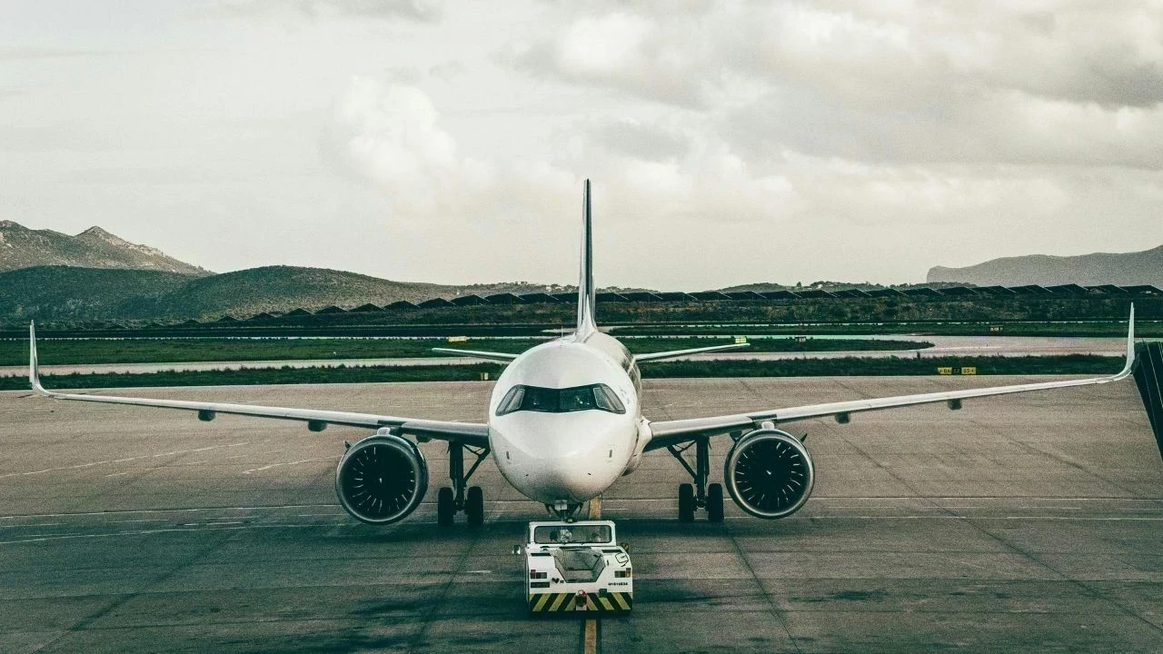 Iran Israel News : ਈਰਾਨ–ਇਜ਼ਰਾਈਲ ਟਕਰਾਅ ਨਾਲ ਹਵਾਈ ਯਾਤਰਾ ਠੱਪ: 4 ਦਿਨਾਂ ਵਿੱਚ 1,500 ਤੋਂ ਵੱਧ ਉਡਾਣਾਂ ਰੱਦ, ਲੱਖਾਂ ਯਾਤਰੀ ਫਸੇ