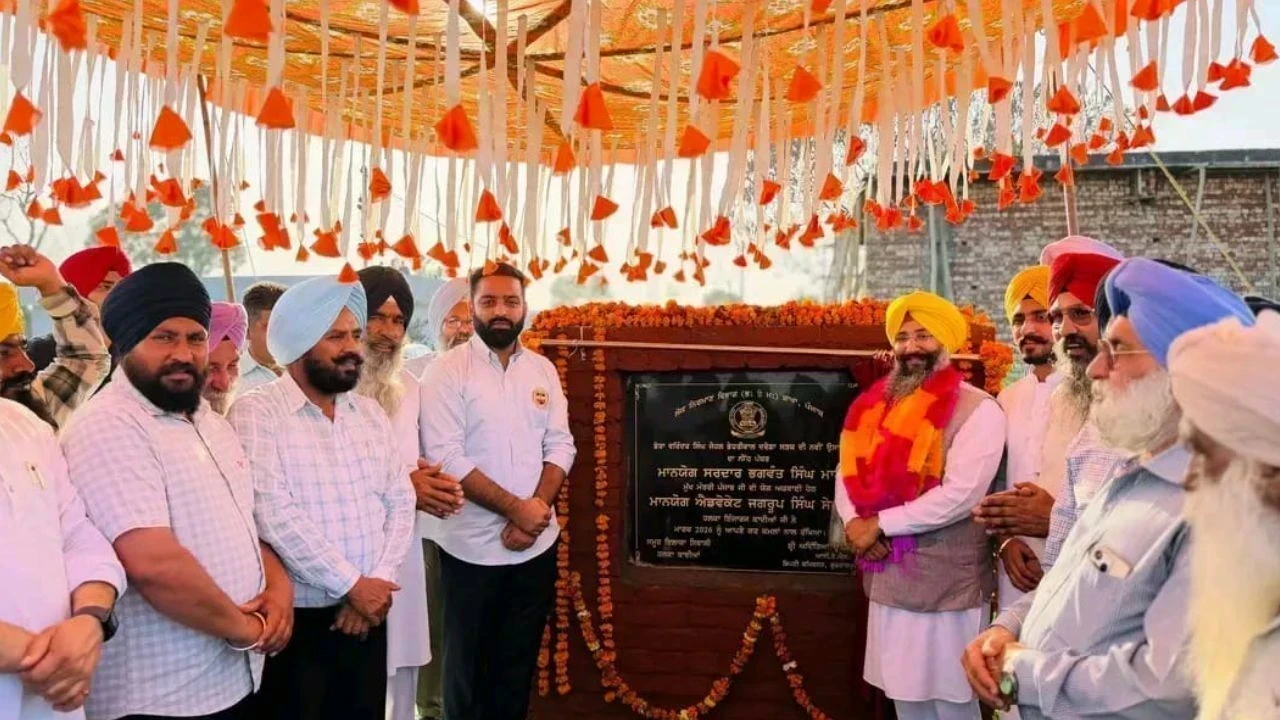 ਐਡਵੋਕੇਟ ਜਗਰੂਪ ਸਿੰਘ ਸੇਖਵਾਂ ਨੇ ਡੇਅਰੀਵਾਲ ਦਰੋਗਾ ਵਿੱਚ ਨਵੀਂ ਸੜਕ ਦਾ ਨੀਂਹ ਰੱਖਿਆ ਪੱਥਰ