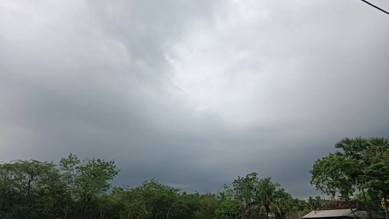 ਪੰਜਾਬ ਸਮੇਤ 17 ਸੂਬਿਆਂ ਲਈ ਮੀਂਹ ਤੇ ਤੂਫਾਨ ਦਾ ਅਲਰਟ, ਤੇਜ਼ ਹਵਾਵਾਂ ਨਾਲ ਮੌਸਮ ਬਦਲਣ ਦੀ ਸੰਭਾਵਨਾ