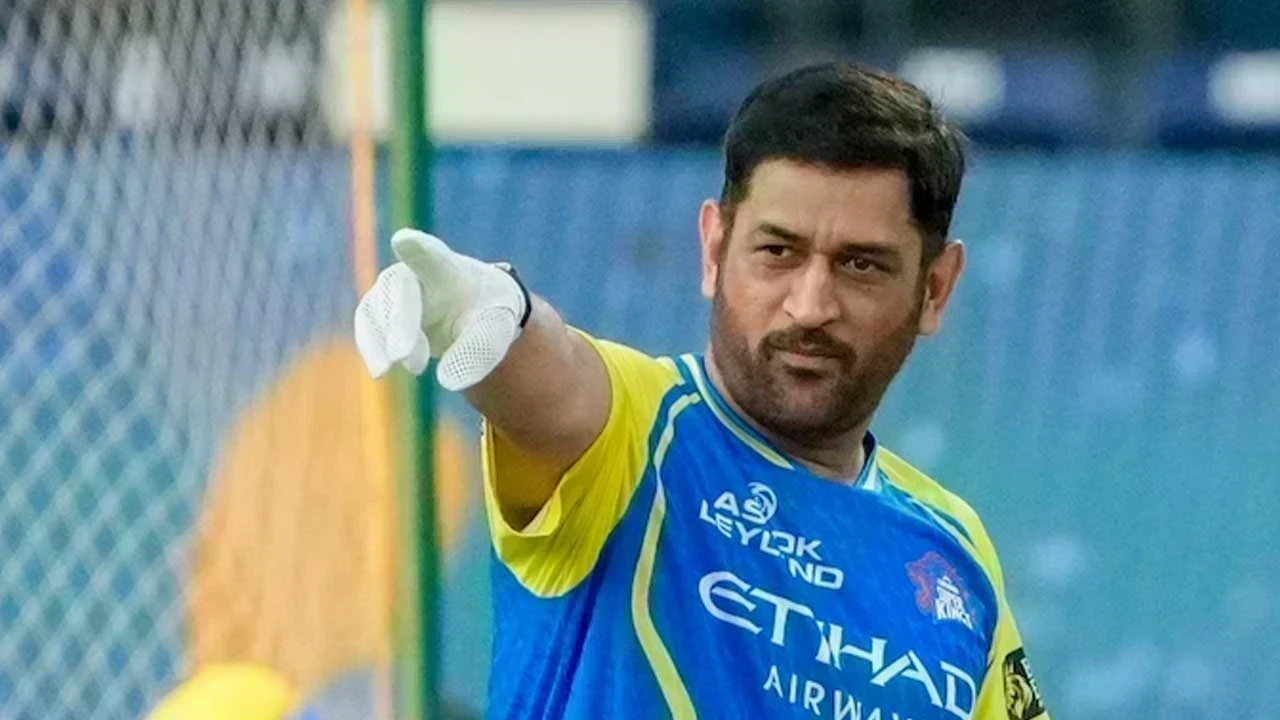 IPL 2026 MS Dhoni : ਆਈਪੀਐਲ 2026 ਦੇ ਸ਼ੁਰੂਆਤੀ ਮੈਚਾਂ ਤੋਂ ਬਾਹਰ ਧੋਨੀ, CSK ਨੂੰ ਵੱਡਾ ਝਟਕਾ