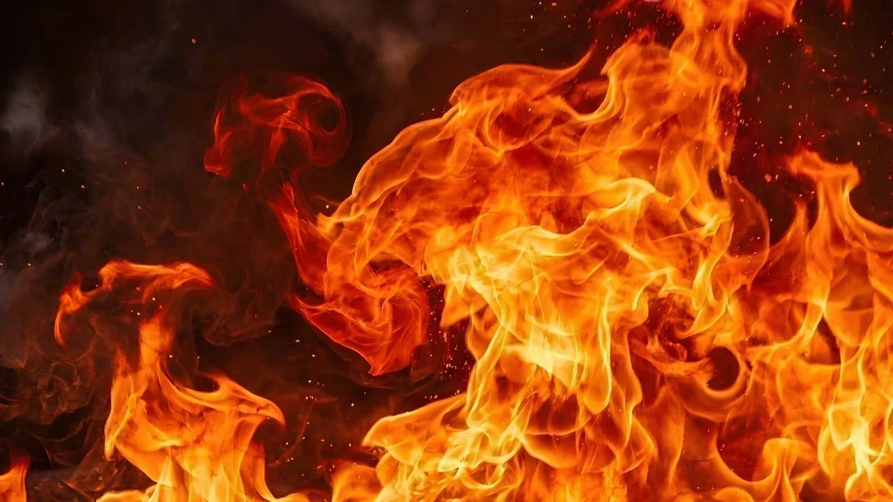 Ludhiana Factory Fire: ਕੱਪੜਾ ਫੈਕਟਰੀ ਵਿੱਚ ਭਿਆਨਕ ਅੱਗ, ਲੱਖਾਂ ਦਾ ਨੁਕਸਾਨ, ਬਚਾਅ ਕਾਰਜ ਜਾਰੀ