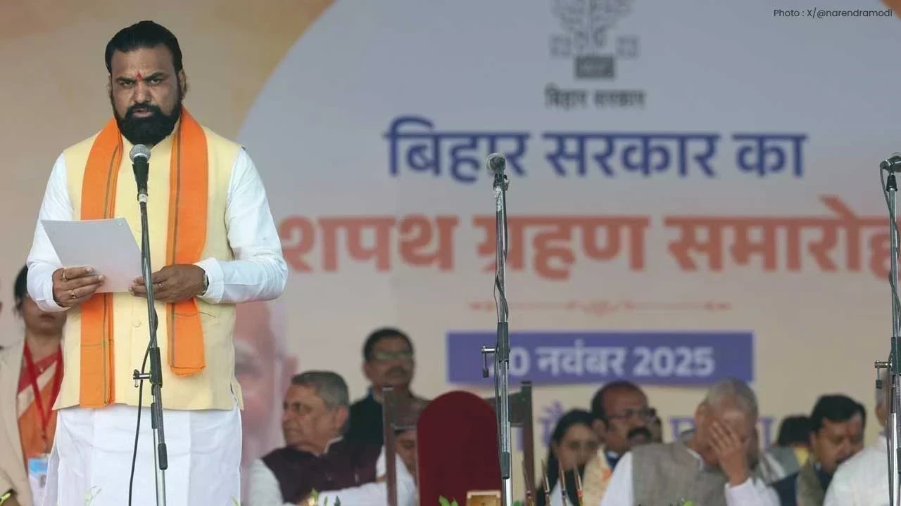Bihar CM Samrat Choudhary Oath: ਬਿਹਾਰ ’ਚ ਸ਼ੁਰੂ ਹੋਇਆ ‘ਸਮਰਾਟ ਯੁੱਗ’, ਸਮਰਾਟ ਚੌਧਰੀ ਨੇ ਮੁੱਖ ਮੰਤਰੀ ਵਜੋਂ ਸੰਭਾਲੀ ਕਮਾਨ