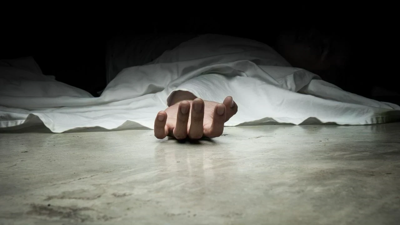 Patiala News: PCR ਮੁਲਾਜ਼ਮ ਦੀ ਲਾਸ਼ ਮਿਲੀ ਕਿਰਾਏ ਦੇ ਘਰ ’ਚ, ਪਿਸਤੌਲ ਮਿਲਣ ਨਾਲ ਇਲਾਕੇ ’ਚ ਦਹਿਸ਼ਤ