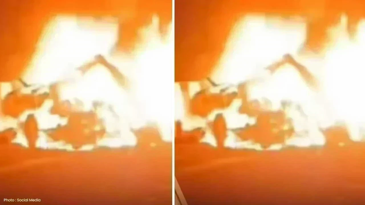 Mirzapur Road Accident: ਭਿਆਨਕ ਹਾਦਸੇ ’ਚ ਬੋਲੈਰੋ ਨੂੰ ਲੱਗੀ ਅੱਗ, 11 ਲੋਕਾਂ ਦੀ ਦਰਦਨਾਕ ਮੌਤ
