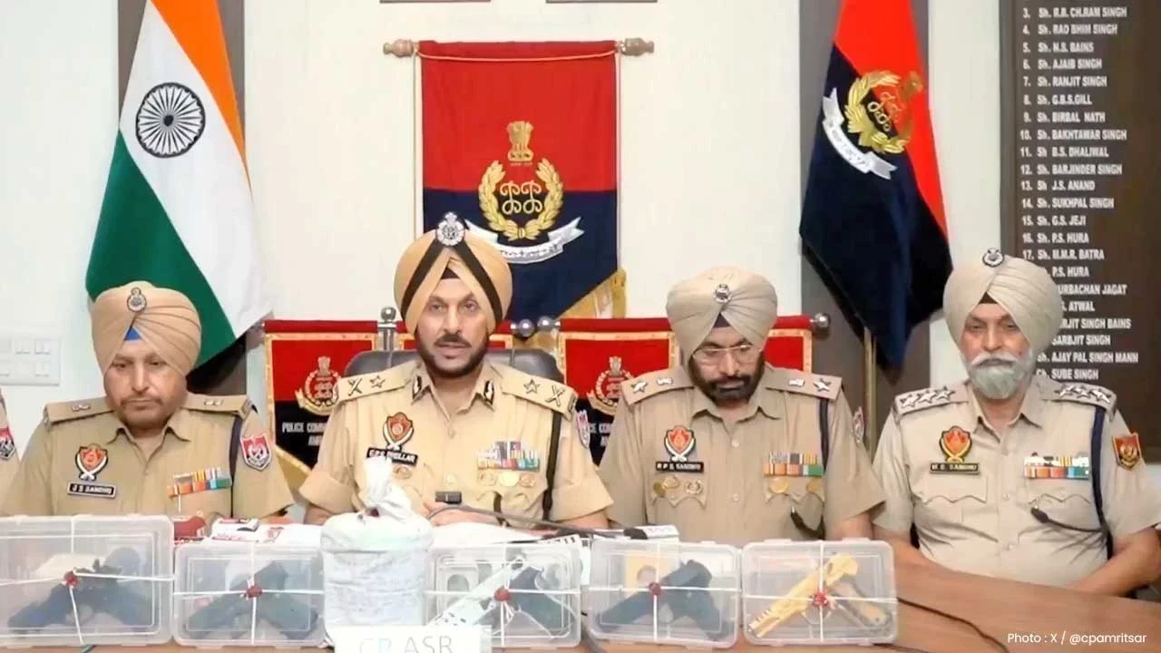 Amritsar Drug Bust: ਸਰਹੱਦ ਪਾਰ ਨਸ਼ਾ-ਹਥਿਆਰ ਤਸਕਰੀ ਮੋਡੀਊਲ ਦਾ ਪਰਦਾਫਾਸ਼, 3 ਗ੍ਰਿਫਤਾਰ
