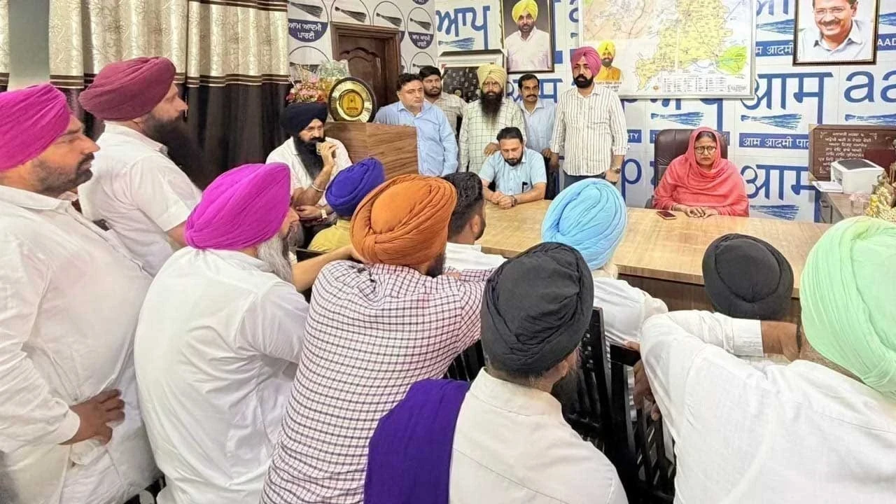 Laljit Singh Bhullar Support Meeting: ਪੱਟੀ ਹਲਕੇ ’ਚ ਲਾਲਜੀਤ ਸਿੰਘ ਭੁੱਲਰ ਦੇ ਹੱਕ ’ਚ ਵੱਡੀ ਇਕਜੁੱਟਤਾ, ਵਿਕਾਸ ਲਈ ਭਰੋਸਾ ਮਜ਼ਬੂਤ