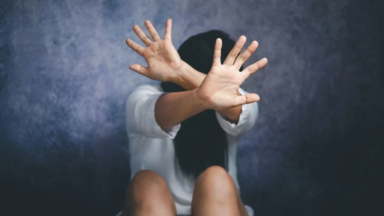 Moga Sexual Assault: ਮੋਗਾ 'ਚ ਇਨਸਾਨੀਅਤ ਸ਼ਰਮਸਾਰ; 40 ਸਾਲਾ ਗੁਆਂਢੀ ਨੇ 9 ਸਾਲਾ ਮਾਸੂਮ ਨਾਲ ਦਰਿੰਦਗੀ ਤੋਂ ਬਾਅਦ ਕੀਤਾ ਕਤਲ, ਲਾਸ਼ ਗਾਡਰ ਨਾਲ ਲਟਕਾਈ
