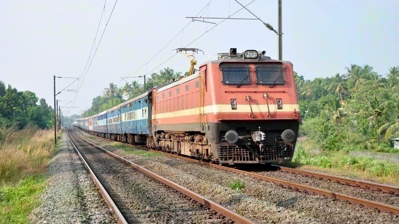 Chandigarh Train Cancelations: ਚੰਡੀਗੜ੍ਹ ਤੋਂ ਲੰਘਣ ਵਾਲੀਆਂ 22 ਟ੍ਰੇਨਾਂ ਰੱਦ ਕੀਤੀਆਂ ਗਈਆਂ, 29 ਟ੍ਰੇਨਾਂ ਦਾ ਰੂਟ ਬਦਲਿਆ ਗਿਆ