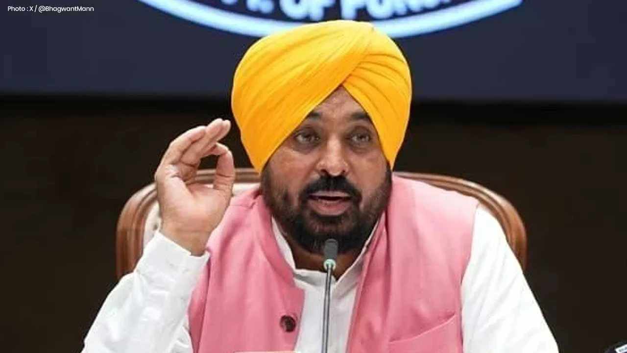 ਪੰਜਾਬ ਸਰਕਾਰ ਦਾ ਇਤਿਹਾਸਕ ਕਦਮ: ਠੇਕੇਦਾਰੀ ਖ਼ਤਮ, 65,000 ਆਊਟਸੋਰਸ ਮੁਲਾਜ਼ਮ ਹੁਣ ਸਿੱਧੇ ਸਰਕਾਰੀ ਕੰਟਰੈਕਟ ਹੇਠ