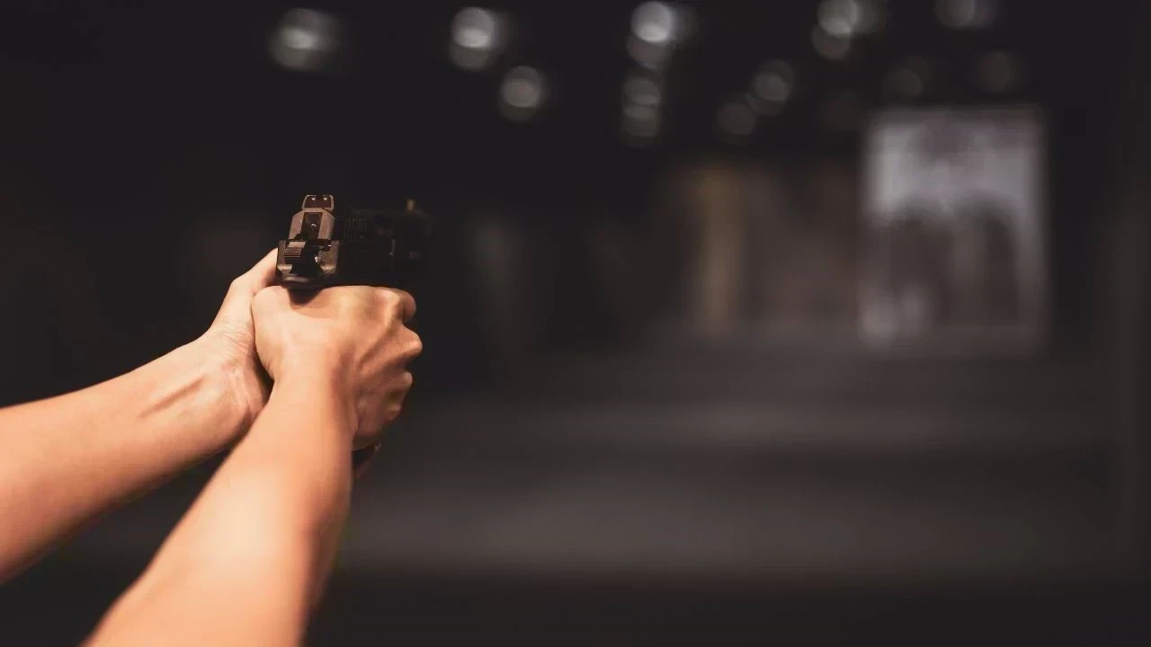 Batala Firing Incident:: ਵਾਹਨ ਝਗੜੇ ਤੋਂ ਬਾਅਦ ਦੋ ਧੜਿਆਂ ਵਿਚਾਲੇ ਗੋਲੀਬਾਰੀ, 1 ਨੌਜਵਾਨ ਦੀ ਮੌਤ, 2 ਜ਼ਖਮੀ