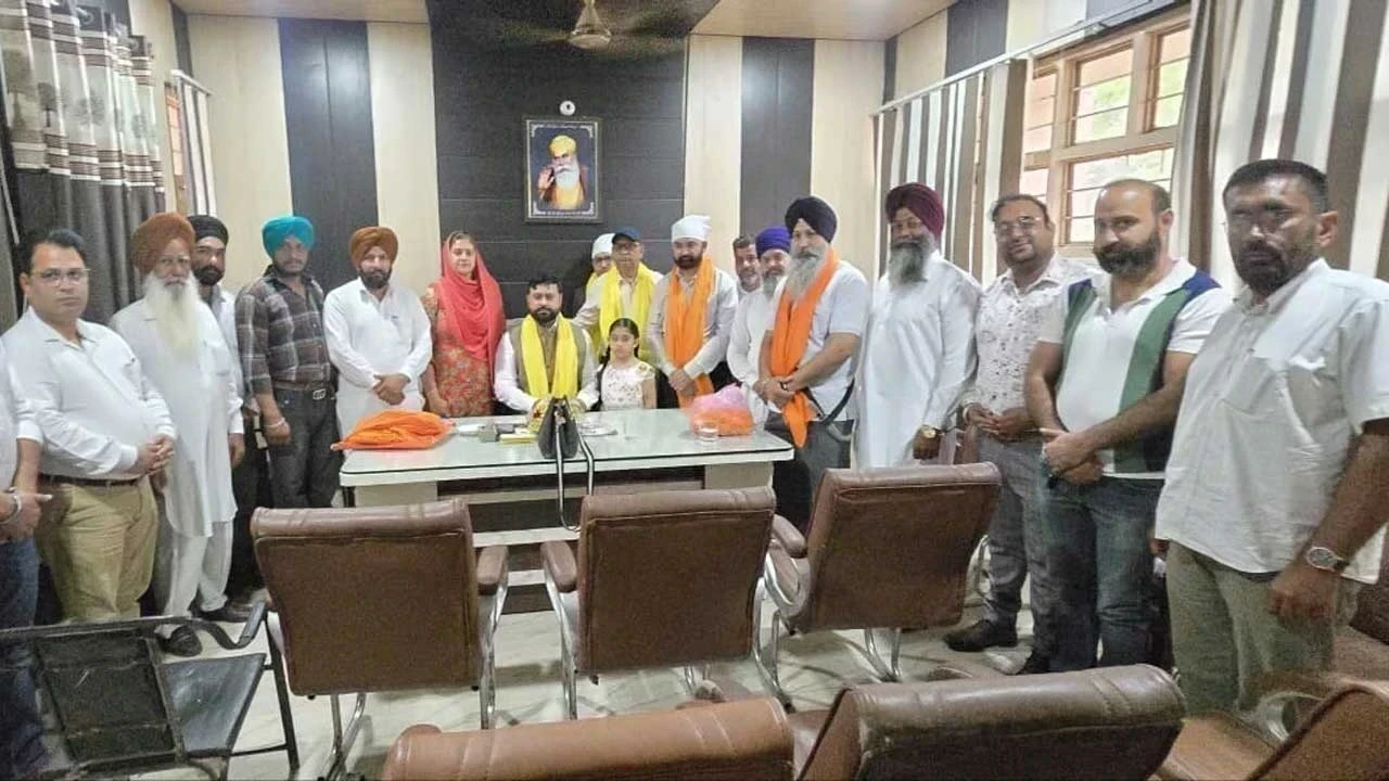 Kalanaur Market Committee: ਪਵਨ ਕੁਮਾਰ ਬਿਬੋਰੀਆ ਨੇ ਸੰਭਾਲਿਆ ਸਕੱਤਰ ਦਾ ਅਹੁੱਦਾ, ਕਿਸਾਨਾਂ ਲਈ ਕੀਤੇ ਵੱਡੇ ਵਾਅਦੇ