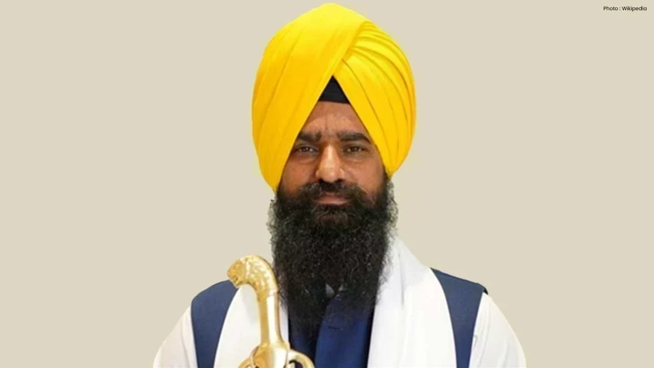 Sacrilege Attempt at Gurdwara: ਬੇਅਦਬੀ ਦੀ ਕੋਸ਼ਿਸ਼ ਪਿੱਛੇ ਕਿਹੜੀਆਂ ਤਾਕਤਾਂ? ਜਥੇਦਾਰ ਸ੍ਰੀ ਅਕਾਲ ਤਖ਼ਤ ਸਾਹਿਬ ਨੇ ਸਰਕਾਰ ਨੂੰ ਘੇਰਿਆ
