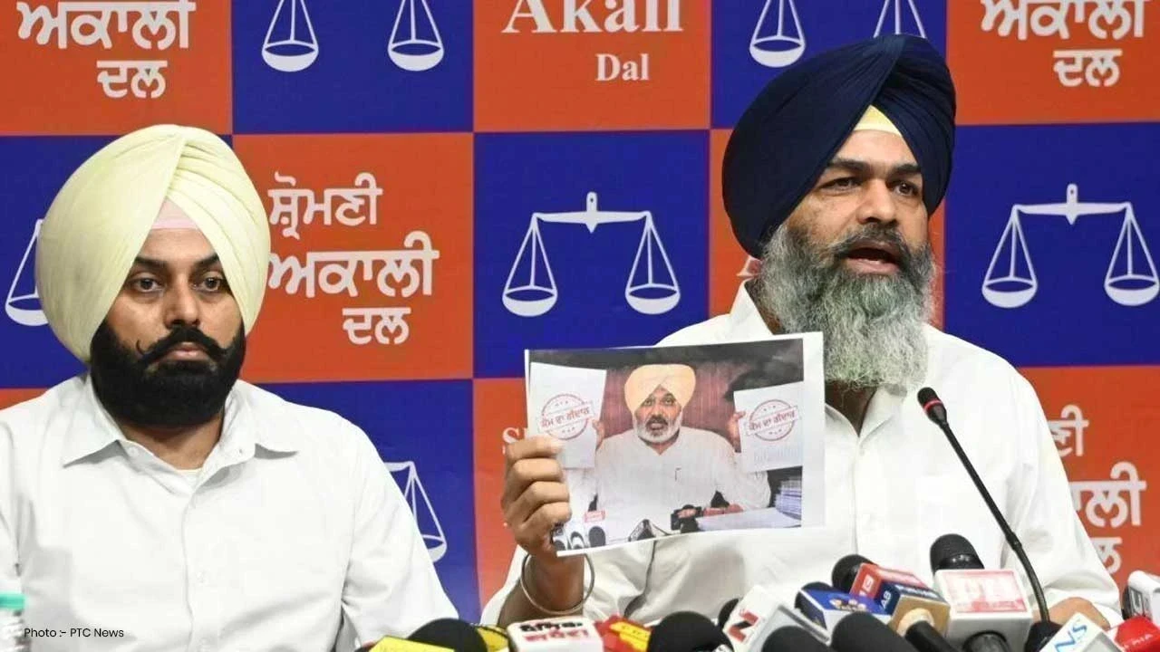 ਅਕਾਲੀ ਦਲ ਵੱਲੋਂ ਹਰਿਆਣਾ ਦੇ ਮੁੱਖ ਮੰਤਰੀ ਨੂੰ ਅਪੀਲ, ਭਗਵੰਤ ਮਾਨ ਅਤੇ ਪੰਜਾਬ ਪੁਲਿਸ ਅਧਿਕਾਰੀਆਂ ਖ਼ਿਲਾਫ਼ FIR ਦਰਜ ਕਰਨ ਦੀ ਮੰਗ