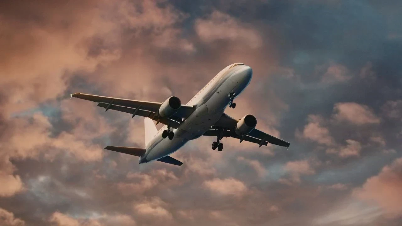 Pakistan Airspace: Air India ਦੀ ਉਡਾਣ ਦੇ ਪਾਕਿਸਤਾਨੀ ਹਵਾਈ ਖੇਤਰ ਵਿੱਚ ਦਾਖਲ ਹੋਣ ਮਗਰੋਂ DGCA ਦੀ ਵੱਡੀ ਕਾਰਵਾਈ, ਜਾਂਚ ਸ਼ੁਰੂ