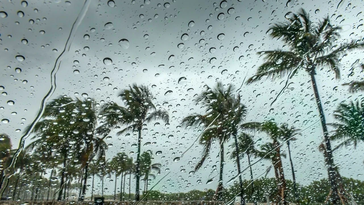 Punjab Weather Update: ਲੁਧਿਆਣਾ-ਪਠਾਨਕੋਟ ਵਿੱਚ ਮੀਂਹ ਨਾਲ ਬਦਲਿਆ ਮੌਸਮ, ਪੰਜਾਬ ਦੇ 12 ਜ਼ਿਲ੍ਹਿਆਂ ਲਈ ਯੈਲੋ ਅਲਰਟ ਜਾਰੀ