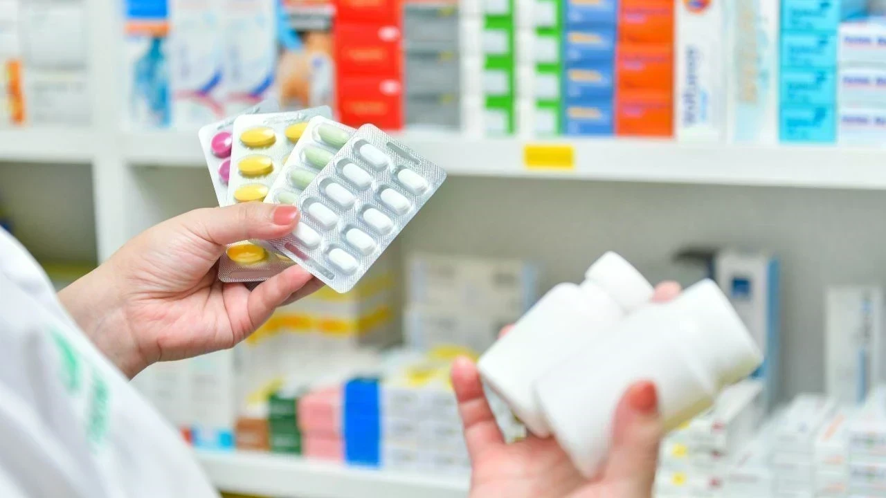 Medicine Rates 2026: ਕੈਂਸਰ, ਸ਼ੂਗਰ, ਬੀਪੀ ਸਮੇਤ 39 ਦਵਾਈਆਂ ਦੀਆਂ ਕੀਮਤਾਂ ਤੈਅ, ਹੁਣ ਨਿਰਧਾਰਤ ਰੇਟ ਤੋਂ ਵੱਧ ਨਹੀਂ ਵੇਚ ਸਕਣਗੀਆਂ ਕੰਪਨੀਆਂ