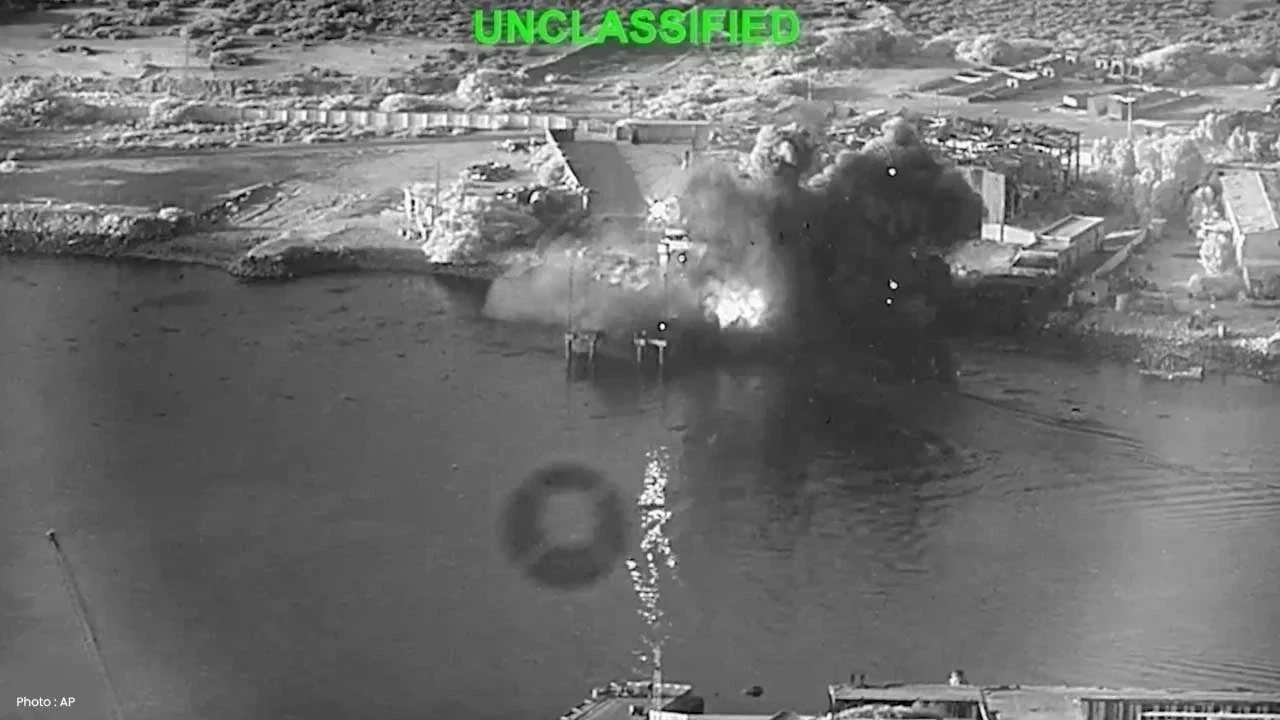 Iran Missile Attack on UAE Oil Tankers : ਹੋਰਮੁਜ਼ ਜਲਡਮਰੂ ਵਿੱਚ UAE ਦੇ ਤੇਲ ਟੈਂਕਰਾਂ 'ਤੇ ਇਰਾਨ ਦਾ ਮਿਜ਼ਾਈਲ ਹਮਲਾ, 1 ਭਾਰਤੀ ਨਾਵਿਕ ਦੀ ਮੌਤ, 8 ਹੋਰ ਜ਼ਖਮੀ