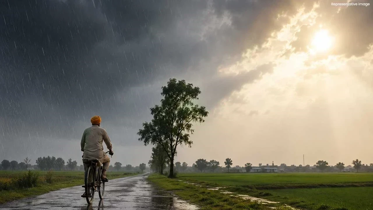 Punjab Weather Today: ਪ੍ਰੀ-ਮਾਨਸੂਨ ਸੁਸਤ, ਹੁੰਮਸ ਅਤੇ ਗਰਮੀ ਨੇ ਵਧਾਈ ਲੋਕਾਂ ਦੀ ਪਰੇਸ਼ਾਨੀ; 18 ਜ਼ਿਲ੍ਹਿਆਂ 'ਚ ਹਲਕੇ ਮੀਂਹ ਦੀ ਸੰਭਾਵਨਾ