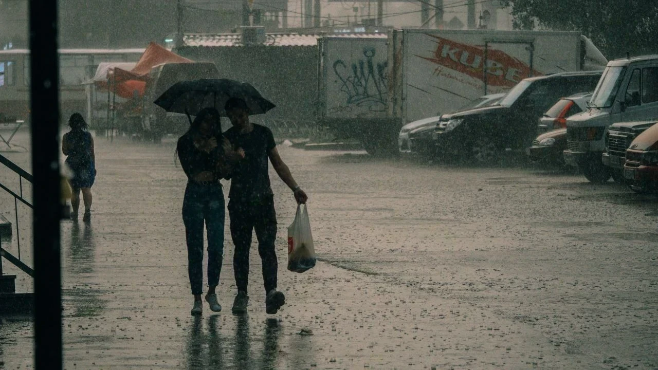 Himachal Pradesh Weather Update: ਹਿਮਾਚਲ ਪ੍ਰਦੇਸ਼ 'ਚ ਭਾਰੀ ਮੀਂਹ ਦਾ ਅਲਰਟ, 9 ਜ਼ਿਲ੍ਹਿਆਂ ਲਈ ਯੈਲੋ ਅਲਰਟ ਜਾਰੀ