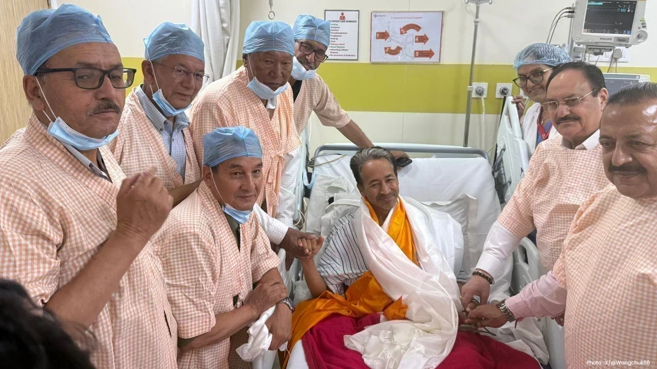 Sonam Wangchuk Hunger Strike: Sonam Wangchuk ਨੇ 26 ਦਿਨਾਂ ਬਾਅਦ ਭੁੱਖ ਹੜਤਾਲ ਕੀਤੀ ਖਤਮ, ਜਾਣੋ ਕਿਹੜੀਆਂ ਸ਼ਰਤਾਂ 'ਤੇ ਲਿਆ ਫੈਸਲਾ