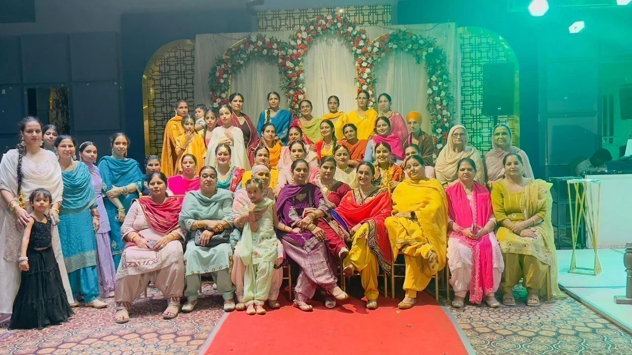 ਤੀਆਂ ਦਾ ਤਿਉਹਾਰ: ਪੰਜਾਬੀ ਸੱਭਿਆਚਾਰ ਦੀ ਅਨਮੋਲ ਵਿਰਾਸਤ, ਫਰੀਦਕੋਟ ਵਿੱਚ ਖੁਫੀਆ ਵਿਭਾਗ ਦੀਆਂ ਲੇਡੀਜ਼ ਸਟਾਫ ਵੱਲੋਂ ਧੂਮਧਾਮ ਨਾਲ ਮਨਾਇਆ ਗਿਆ ਸਮਾਗਮ