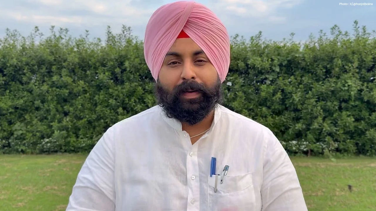 Punjab Assembly Monsoon Session 2026: ਫਾਰਮੇਸੀ ਪੇਪਰ ਵਿਵਾਦ ’ਤੇ ਹੰਗਾਮਾ, ਕਾਂਗਰਸ ਨੇ ਸਿੱਖਿਆ ਮੰਤਰੀ ਹਰਜੋਤ ਬੈਂਸ ਦੇ ਅਸਤੀਫ਼ੇ ਦੀ ਕੀਤੀ ਮੰਗ