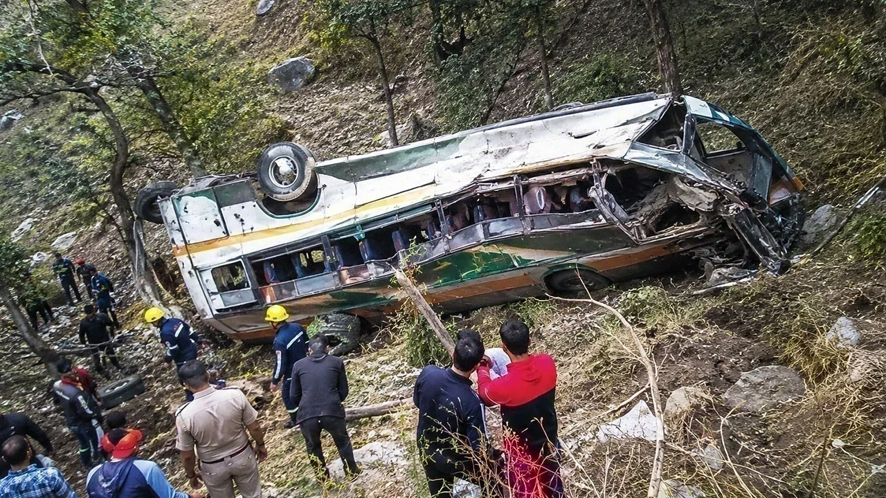 Himachal Chamba Bus Accident: ਚੰਬਾ ’ਚ ਯਾਤਰੀਆਂ ਨਾਲ ਭਰੀ ਬੱਸ ਪਲਟੀ, 7 ਦੀ ਮੌਤ; 15 ਤੋਂ ਵੱਧ ਜ਼ਖਮੀ