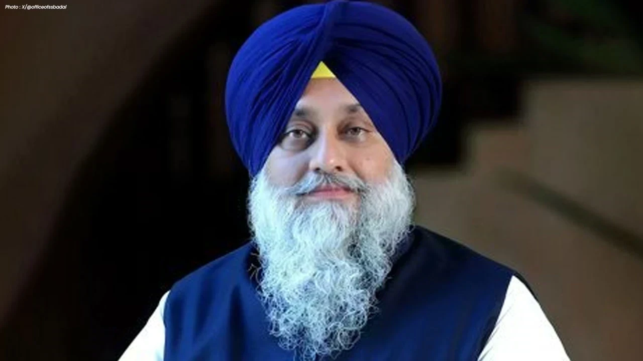 Pharmacy Paper Leak: ਸੁਖਬੀਰ ਬਾਦਲ ਦਾ CM ਮਾਨ ਤੇ ਕੇਜਰੀਵਾਲ ਨੂੰ Open Challenge, ਕਿਹਾ- ‘ਜਿੱਥੇ ਮਰਜ਼ੀ ਆ ਜਾਓ, ਸਾਰੀਆਂ ਪਰਤਾਂ ਖੋਲ੍ਹਾਂਗਾ’