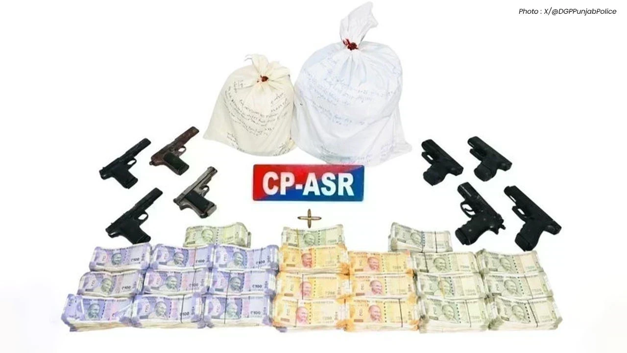 Amritsar Police ਦਾ ਵੱਡਾ Action: Drug & Illegal Arms Network ’ਤੇ ਵੱਡੀ ਕਾਰਵਾਈ , 9 ਗ੍ਰਿਫ਼ਤਾਰ, Heroin ਤੇ Illegal Arms ਬਰਾਮਦ