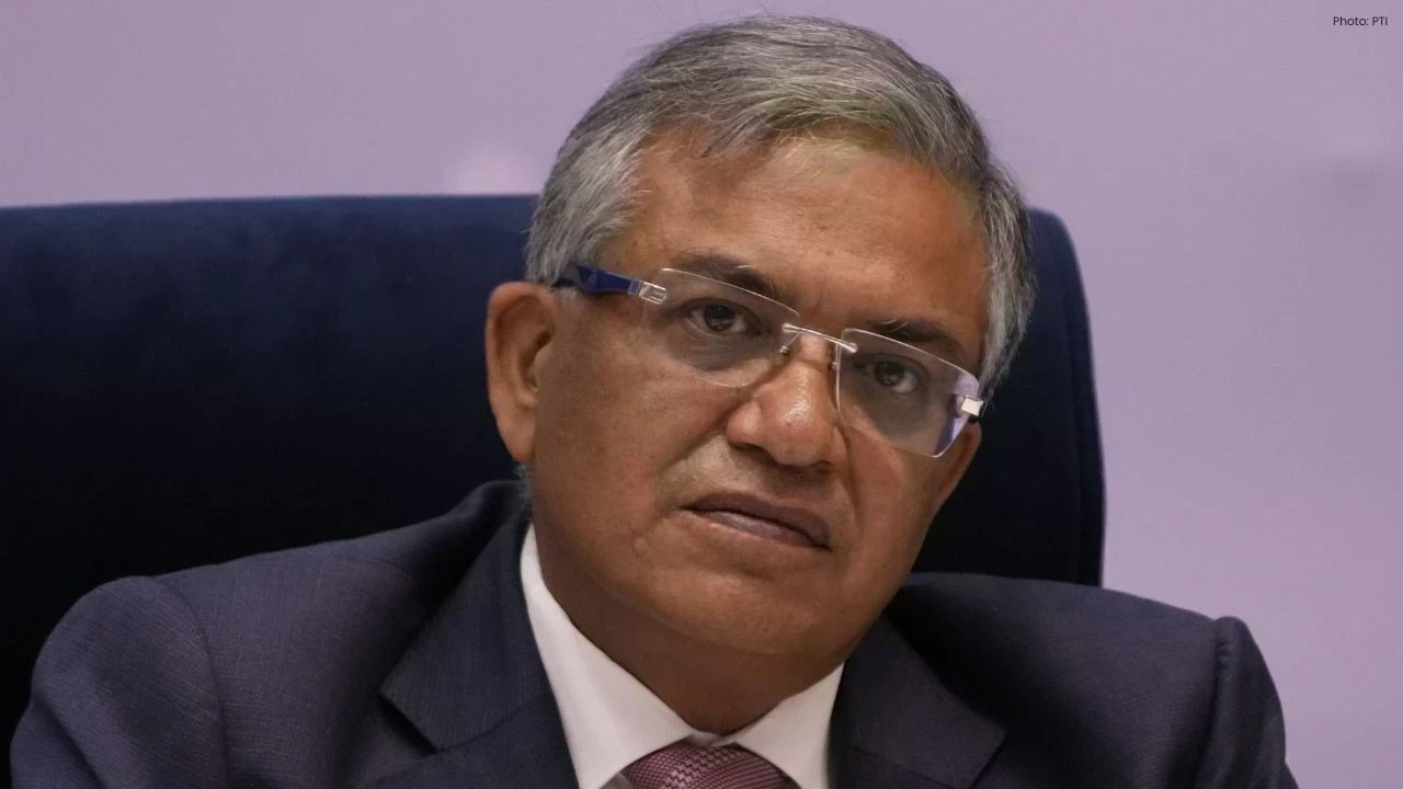 SIR Row: ਚੋਣ ਕਮਿਸ਼ਨ ਖ਼ਿਲਾਫ਼ SC ਪਹੁੰਚੀ ਪਟੀਸ਼ਨ, CEC ਗਿਆਨੇਸ਼ ਕੁਮਾਰ 'ਤੇ ਕਾਰਵਾਈ ਦੀ ਮੰਗ