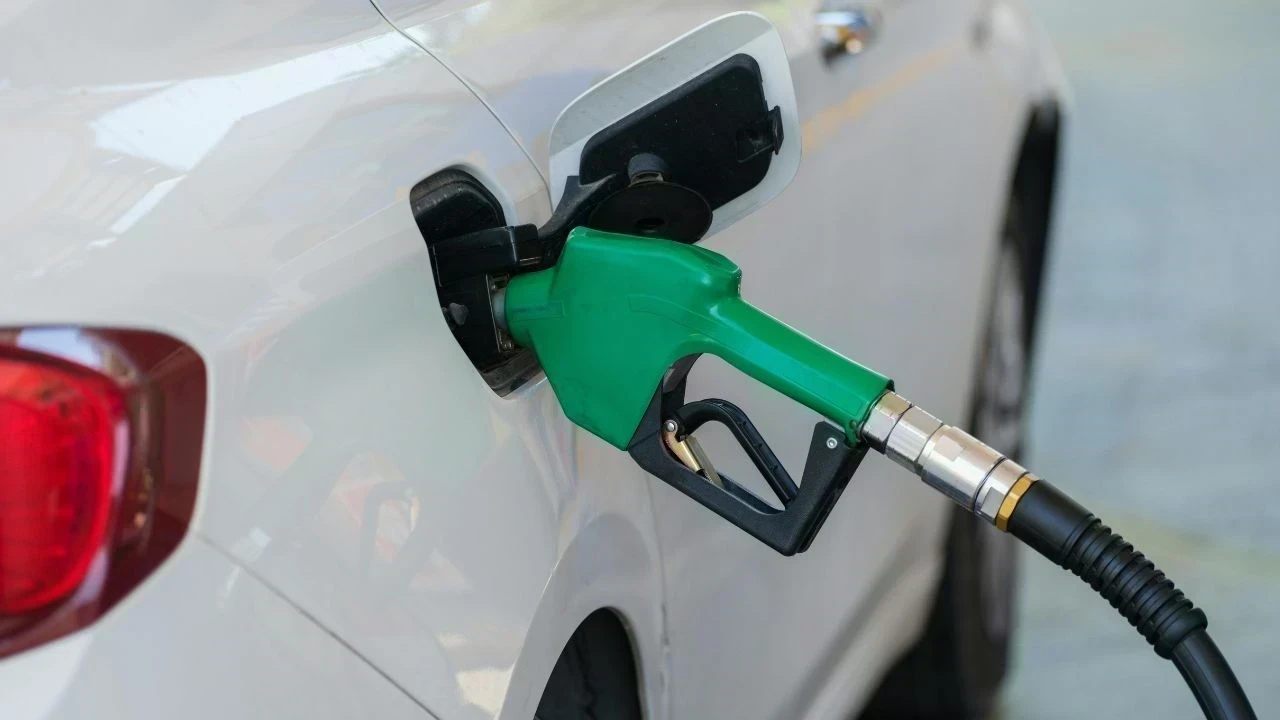 Diesel Supply to India: ਥੋਕ ਡੀਜ਼ਲ ₹14.60 ਮਹਿੰਗਾ, ਜਾਣੋ ਆਮ ਲੋਕਾਂ 'ਤੇ ਕੀ ਪਵੇਗਾ ਅਸਰ