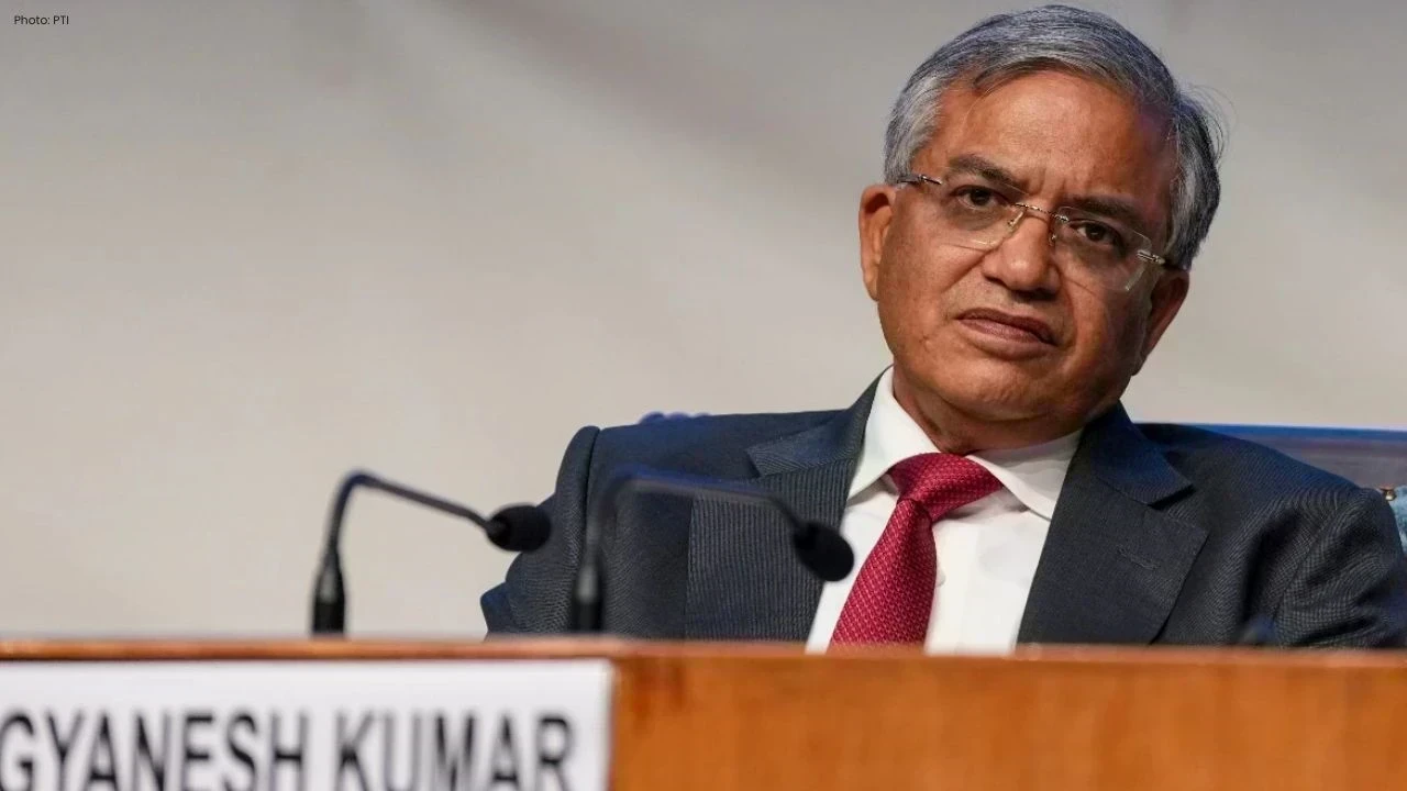 Supreme Court ਦਾ ਵੱਡਾ ਅਪਡੇਟ: CEC Gyanesh Kumar ਨੂੰ ਮੁਅੱਤਲ ਕਰਨ ਤੋਂ ਇਨਕਾਰ, ਚੋਣ ਕਮਿਸ਼ਨ ਨੂੰ ਨੋਟਿਸ