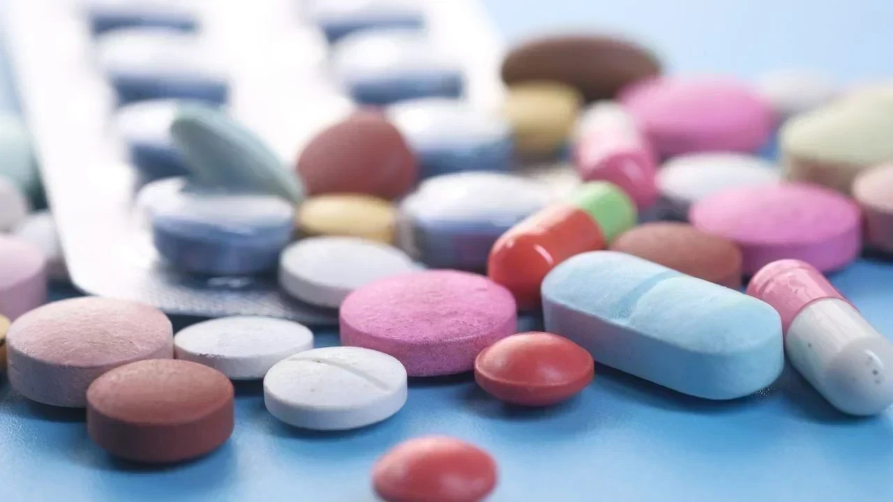 Cancer Medicines Price Cut: ਕੈਂਸਰ ਦੀਆਂ ਮਹਿੰਗੀਆਂ ਦਵਾਈਆਂ ’ਤੇ ਸਰਕਾਰ ਦੀ ਵੱਡੀ ਪਹਿਲ, ਮਰੀਜ਼ਾਂ ਨੂੰ ਸਾਲਾਨਾ ₹2,500 ਕਰੋੜ ਦੀ ਬੱਚਤ ਦੀ ਉਮੀਦ