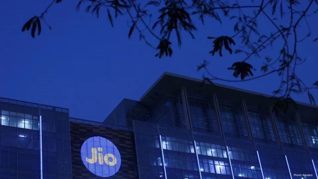 Jio Platforms IPO ਨੂੰ ਪਹਿਲੇ 35 ਮਿੰਟਾਂ ਵਿੱਚ ਮਿਲਿਆ ਭਰਵਾਂ ਹੁੰਗਾਰਾ, QIB ਹਿੱਸਾ 3.25 ਗੁਣਾ ਸਬਸਕ੍ਰਾਈਬ
